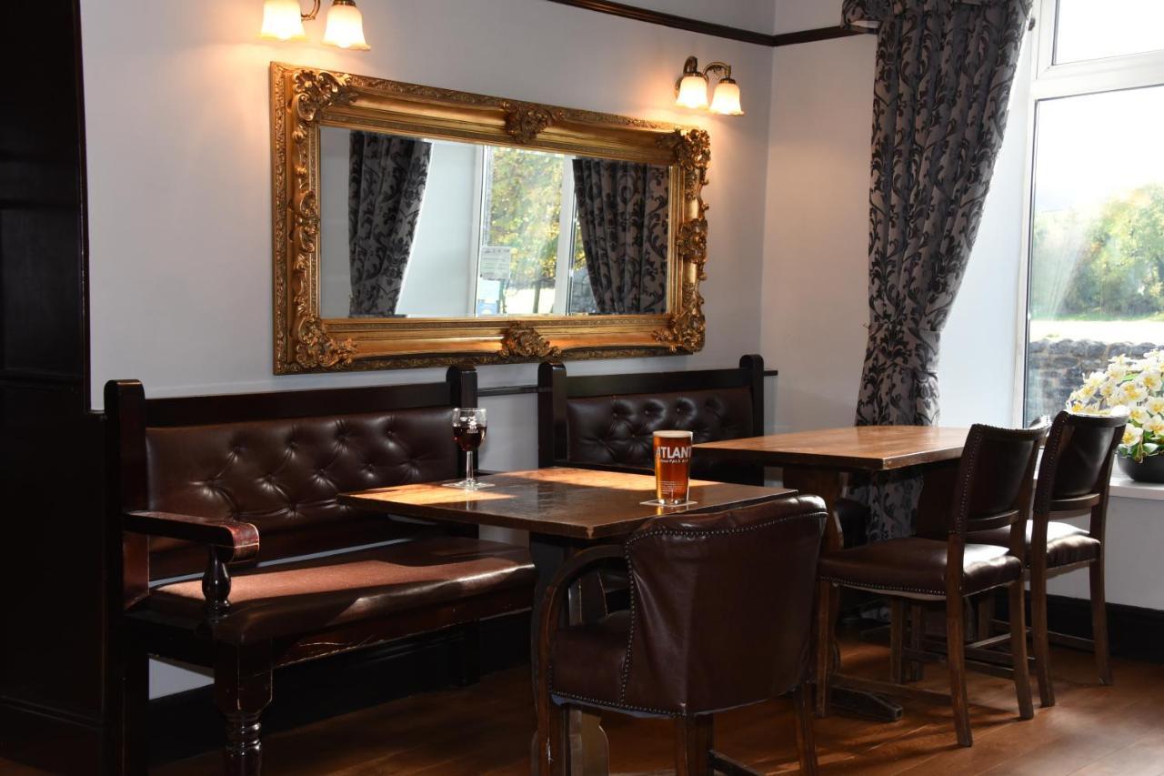 The Llanelwedd Arms Hotel Builth Wells Buitenkant foto