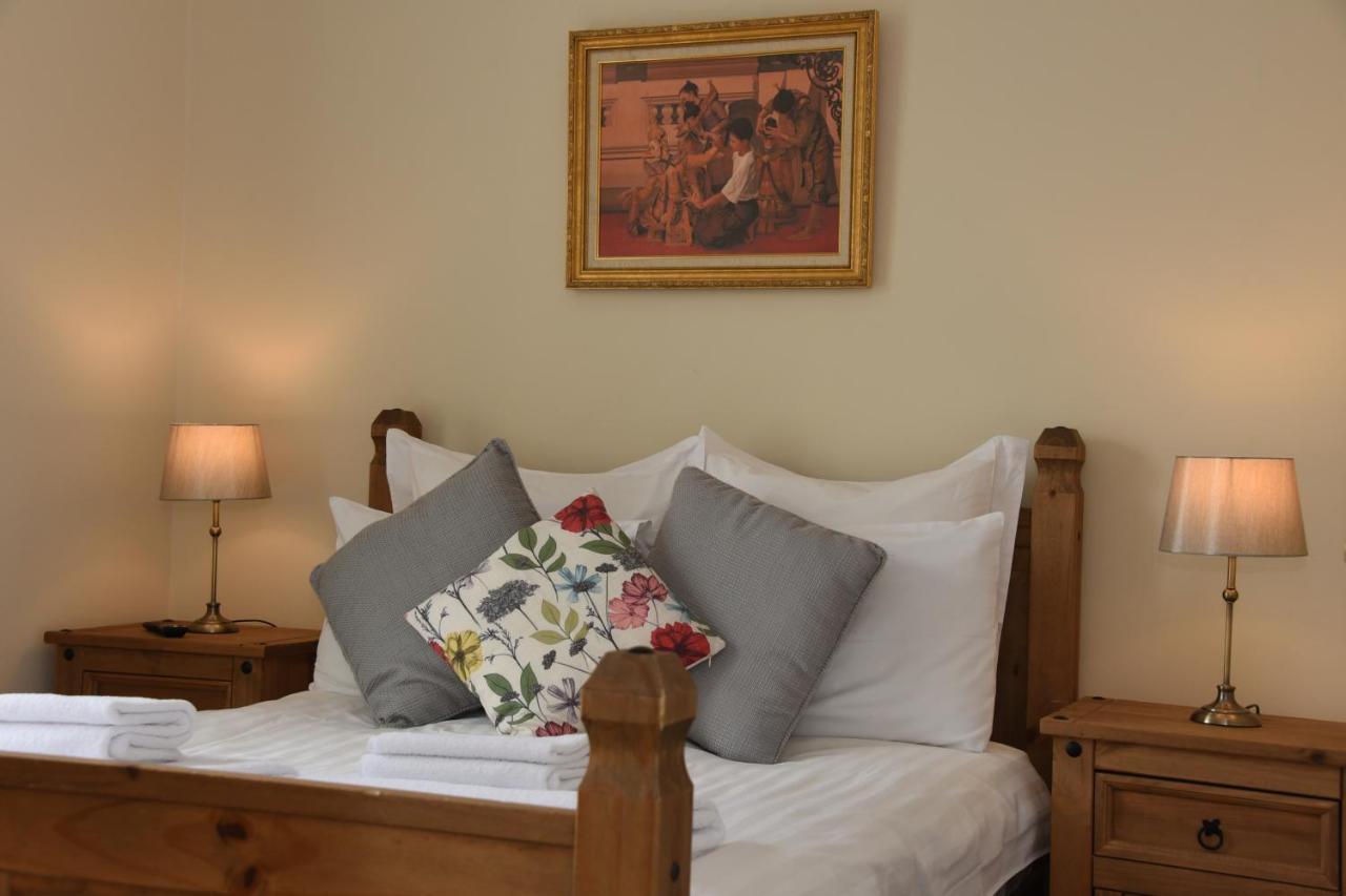 The Llanelwedd Arms Hotel Builth Wells Buitenkant foto