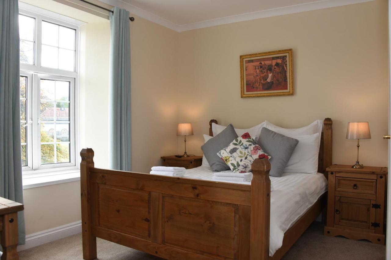 The Llanelwedd Arms Hotel Builth Wells Buitenkant foto