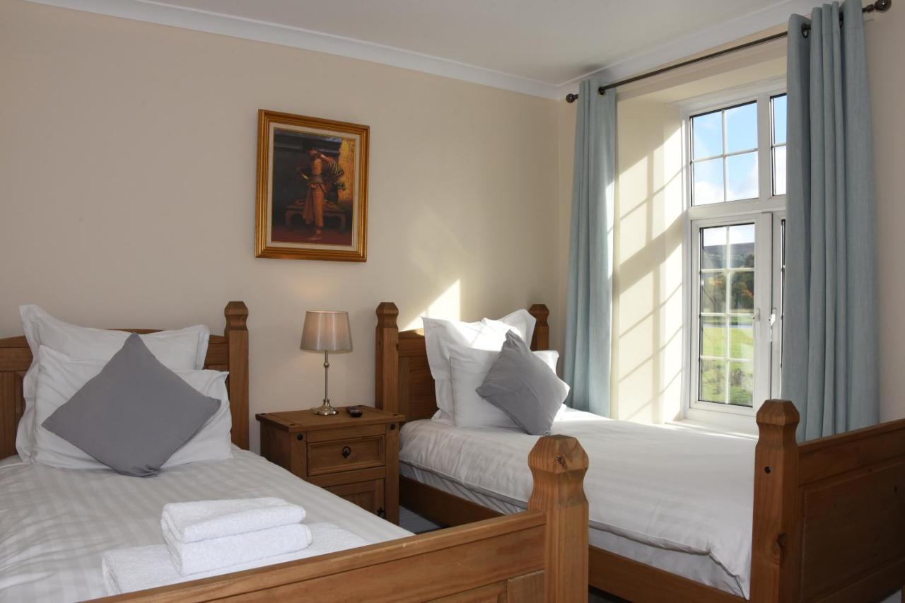 The Llanelwedd Arms Hotel Builth Wells Buitenkant foto