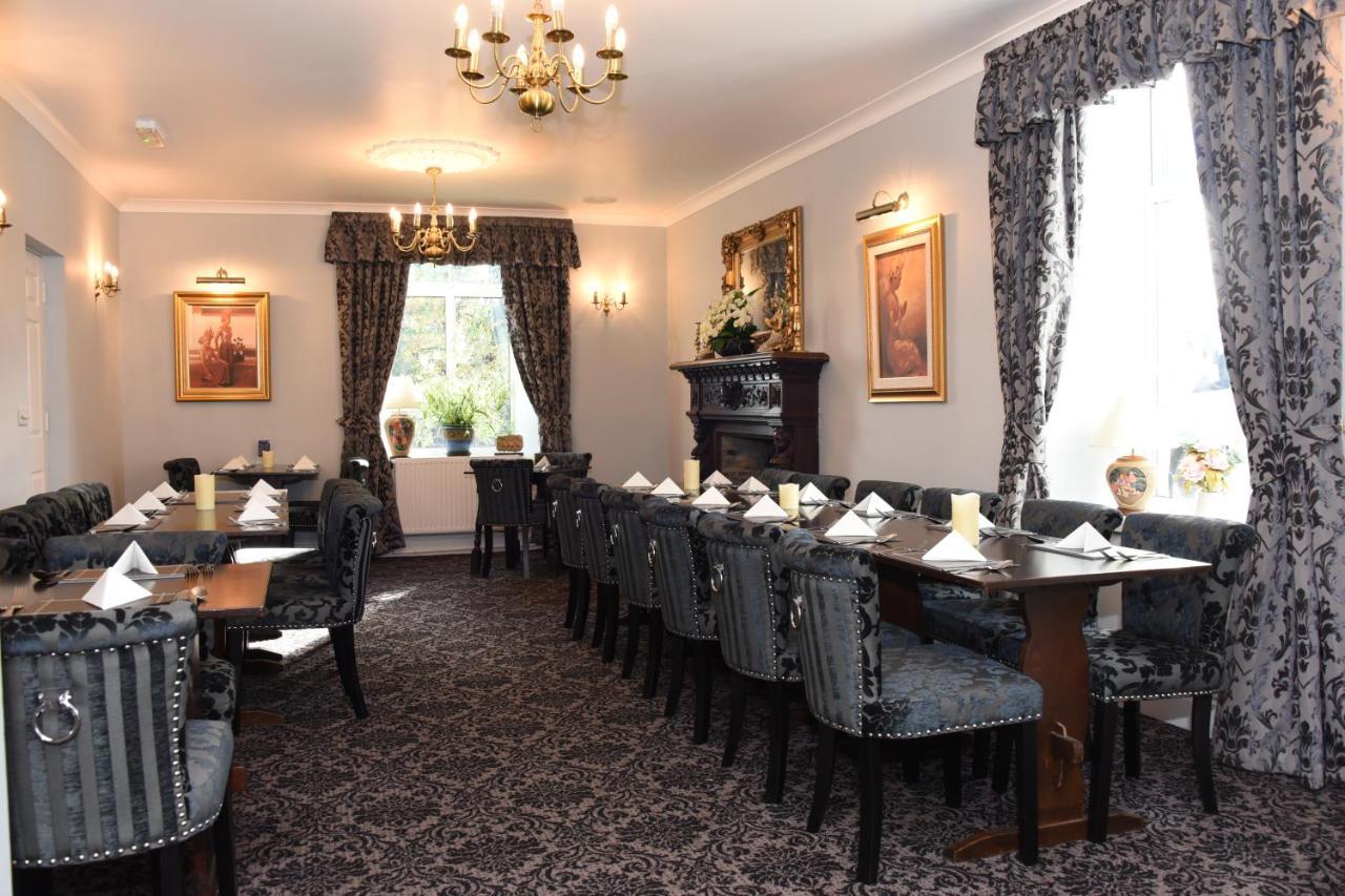The Llanelwedd Arms Hotel Builth Wells Buitenkant foto