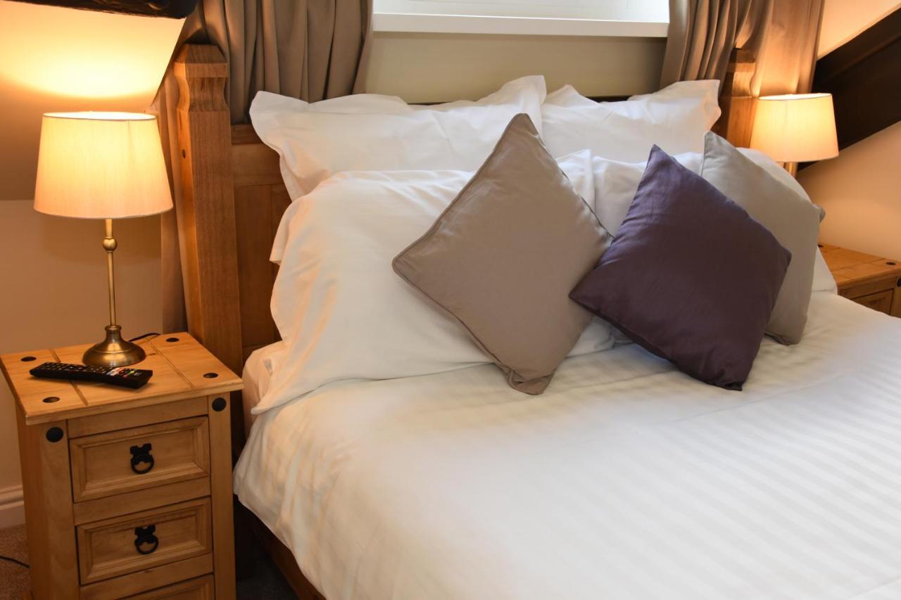 The Llanelwedd Arms Hotel Builth Wells Buitenkant foto