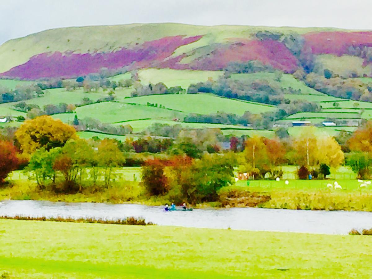 The Llanelwedd Arms Hotel Builth Wells Buitenkant foto